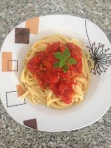 Φωτογραφία από το άλμπουμ του Jazoj Family hotel σε Orikum