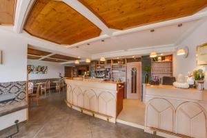 Gallery image of Hotel Restaurant Alber in Verano