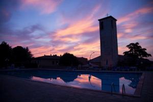 Πισίνα στο ή κοντά στο Albergo Di Murlo