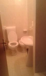 Koupelna v ubytování Albergo Bar Brenve