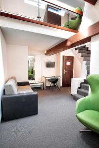 Istumisnurk majutusasutuses b-smart motel Basel