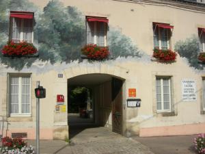 Exteriér nebo vchod ubytování Cit'Hotel Avallon Vauban