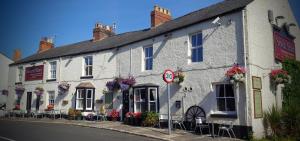 The building where the hotel is located 