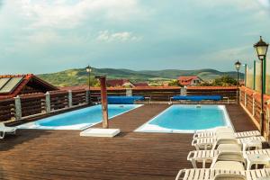Gallery image of Conacul Maria Theresa in Orlat