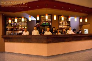 Hostia v ubytovaní Sting Hotel & Event Palace