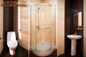 Kúpeľňa v ubytovaní Sting Hotel & Event Palace