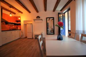 Küche/Küchenzeile in der Unterkunft Apartments Panoramic