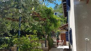 Ein Garten an der Unterkunft Apartments Panoramic