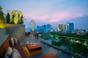 Foto da galeria de Anantara Chiang Mai Serviced Suites em Chiang Mai