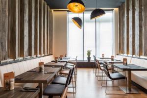 Posezení v ubytování Park Inn by Radisson Leuven