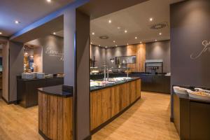 Kuchnia lub aneks kuchenny w obiekcie Hotel Gasthof Brücke