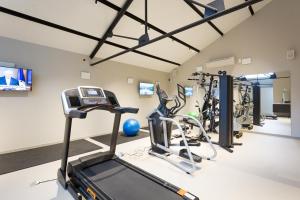 Fitness centrum a/nebo fitness zařízení v ubytování Hotel Den Berg