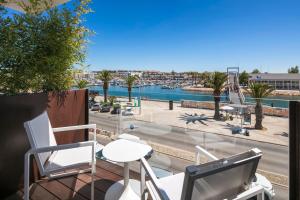 En balkong eller terrass på Lagos Avenida Hotel
