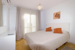Postel nebo postele na pokoji v ubytování Espanatour Calas Blancas + 16 fotografií