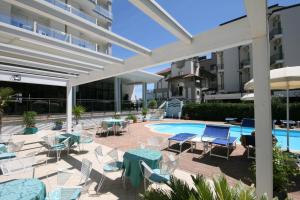 The swimming pool at or close to Hotel Excelsior