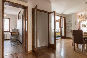 A seating area at CASA DELL'ARTISTA