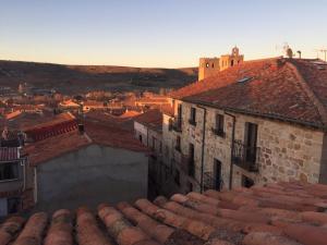 Foto dalla galleria di Apartamentos Top Medieval a Sigüenza