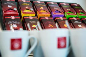 Set per la preparazione di tè e caffè presso Grid Hotel