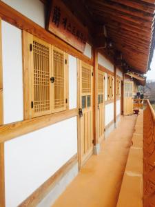 Gambar di galeri bagi 경주 란 한옥 GyeongJu Ran Han-ok di Gyeongju