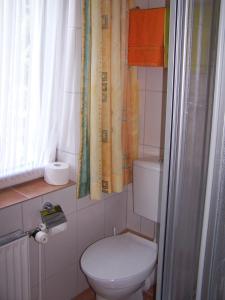 Ein Badezimmer in der Unterkunft Mein Vierjahreszeiten Hotel Garni Superior