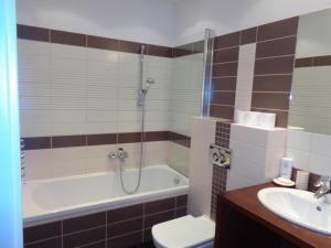 Kúpeľňa v ubytovaní Apartament Nadmorski Jelitkowo
