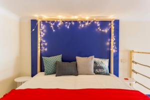 A bed or beds in a room at Jokai 3 Design Apartment