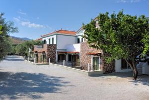 Gallery image of Elea Houses in Mithymna
