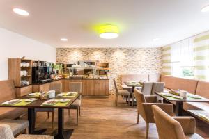 Restavracija oz. druge možnosti za prehrano v nastanitvi Hotel & Reitsportzentrum Kreuth