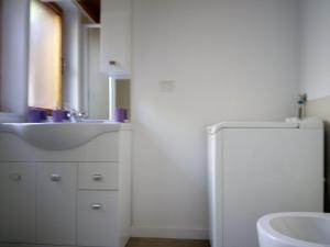 Kúpeľňa v ubytovaní Tigullio Vacations: lo Chalet sul Mare