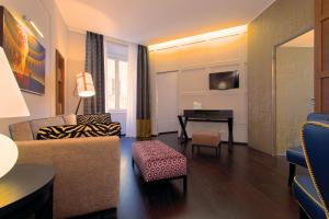 Istumisnurk majutusasutuses Stendhal Luxury Suites