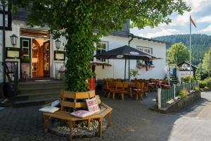 Afbeelding uit fotogalerij van Gasthof Zur Hohen Hunau in Schmallenberg