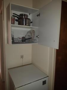 A kitchen or kitchenette at Pansion Marousa