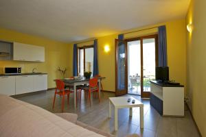 Køkken eller tekøkken på Residenz La Marenca + 166 billeder