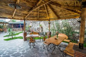 Patio o area all'aperto di Hotel Tiflis