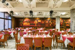 Restaurace v ubytování Aracan Eatabe Luxor Hotel