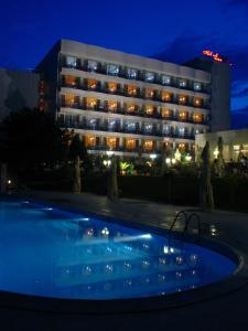 Bazén v ubytování Hotel Afrodita nebo v jeho okolí