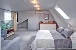 Postel nebo postele na pokoji v ubytování Hotel Niedźwiadek
