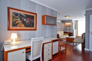 TV a/nebo společenská místnost v ubytování Hotel Niedźwiadek