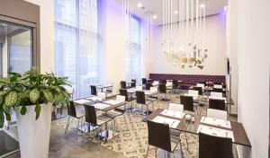 Εστιατόριο ή άλλο μέρος για φαγητό στο 12 Revay Hotel