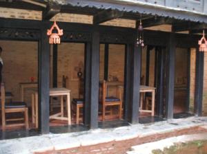 Ein Patio oder anderer Außenbereich in der Unterkunft Gaun Ghar Pvt Ltd