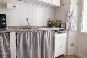 A kitchen or kitchenette at casa sveva