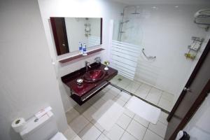 Casa Mare Resort - ex, Royal Tulip Beach Resort的一间浴室