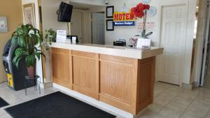 Afbeelding uit fotogalerij van Western Budget Motel Cold Lake in Cold Lake