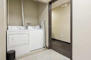 Gallery image of Temple Place Suites in Boston