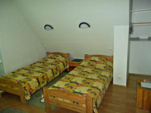 Letto o letti in una camera di Kotka Housing-FreeParking