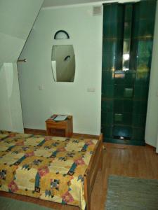 Letto o letti in una camera di Kotka Housing-FreeParking