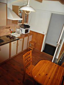 Cucina o angolo cottura di Kotka Housing-FreeParking