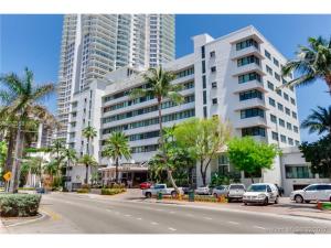 Gallery image of Miami BeachFront with Pool WIFI & Cheap parking in Miami Beach