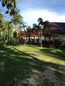 Zahrada ubytování Khao Lak Golden Coconut