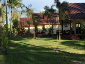 Zahrada ubytování Khao Lak Golden Coconut